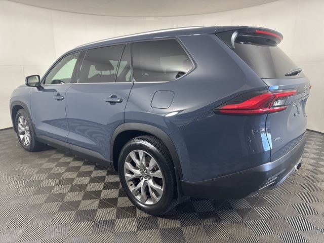 2024 Toyota Grand Highlander Limited photo 6