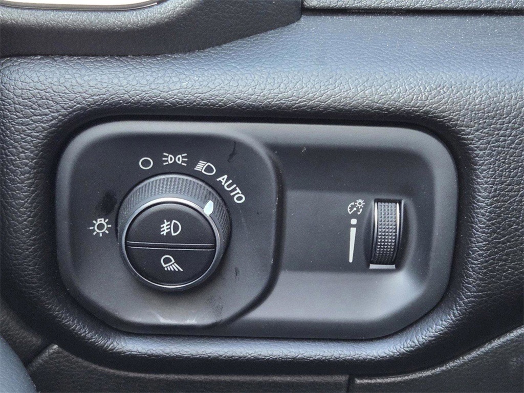 2024 Ram 2500 Big Horn photo 19