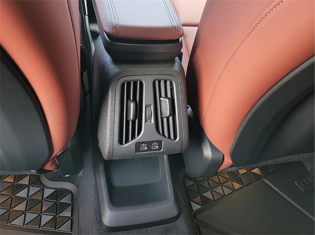2026 Bmw X1 XDrive28i photo 13