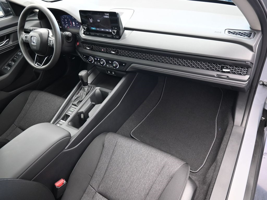 2025 Honda Accord 1.5T SE photo 29