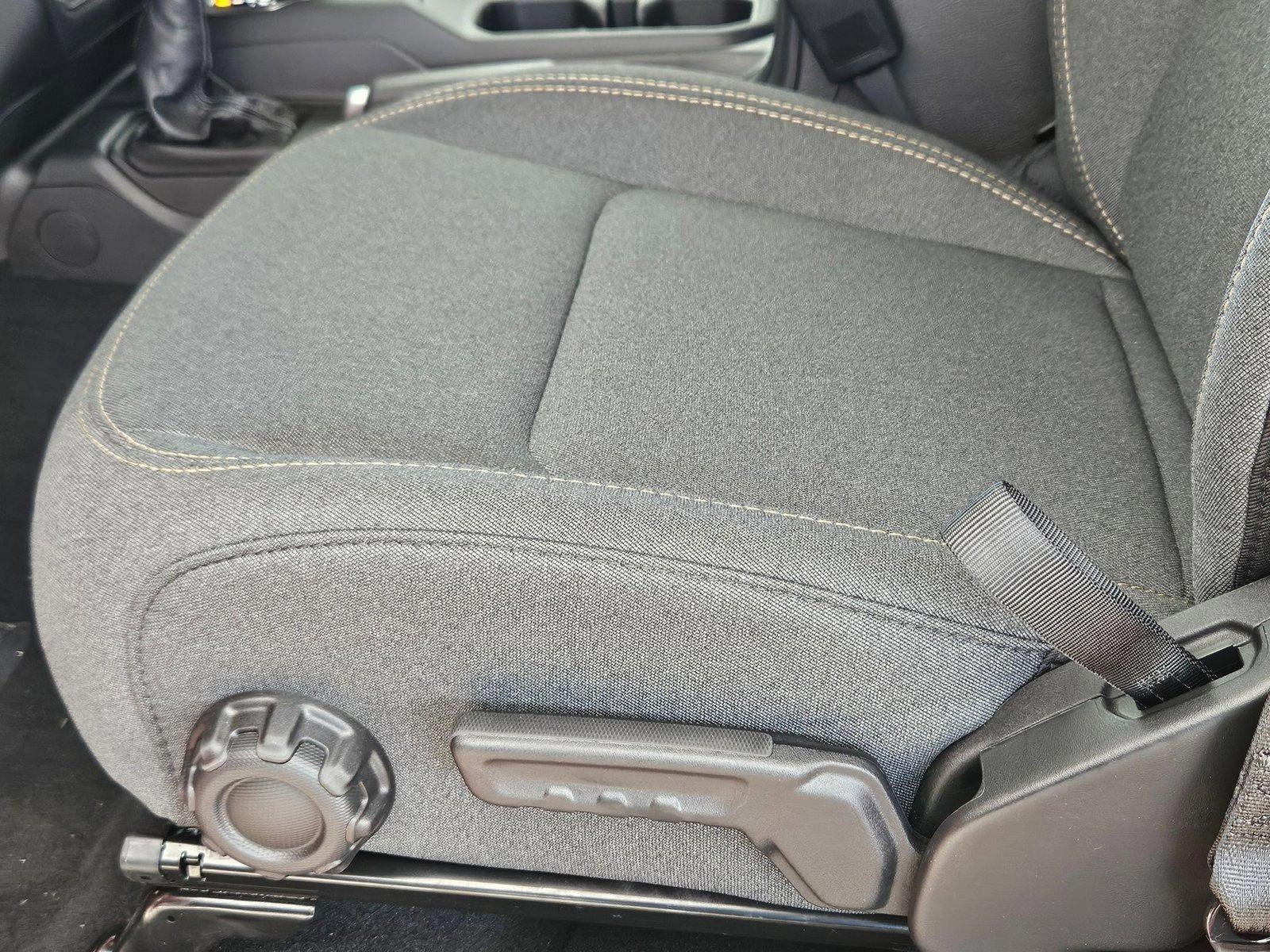 2025 Jeep Gladiator Sport S photo 4