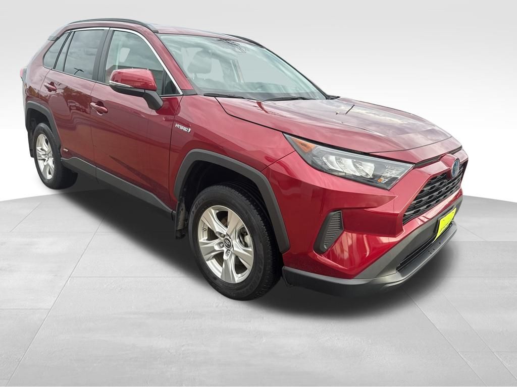 2020 Toyota RAV4 Hybrid LE photo 5