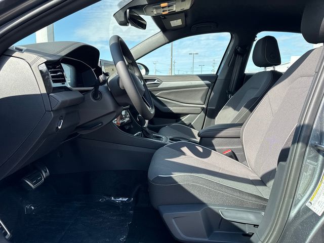 2025 Volkswagen Jetta 1.5T Sport photo 14