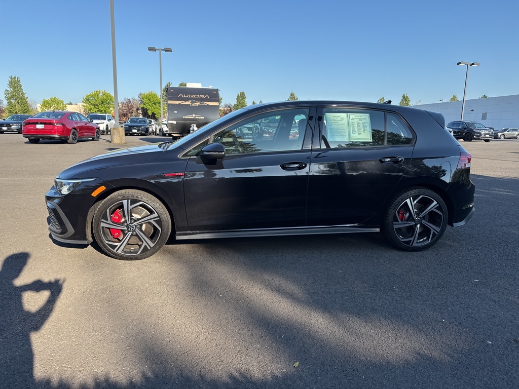 2024 Volkswagen Golf GTI SE photo 3