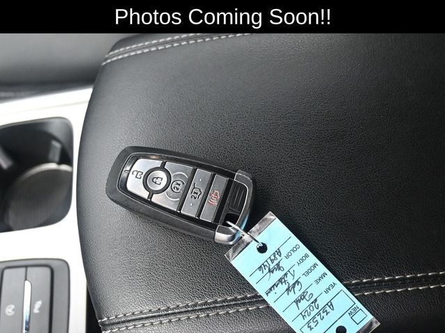 2024 Ford Edge Titanium photo 14