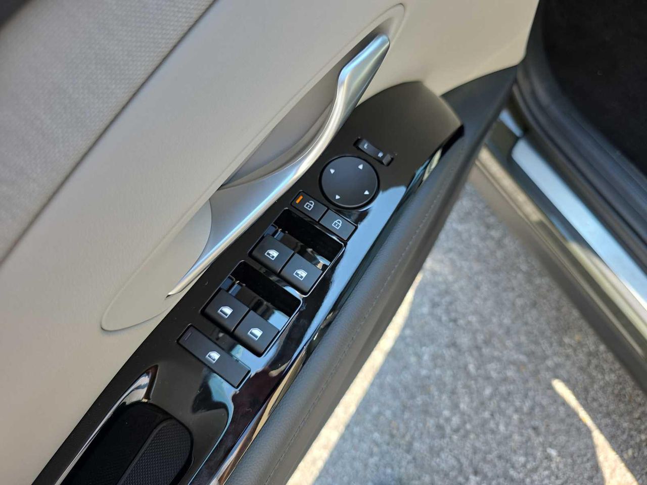 2025 Hyundai Tucson Limited photo 18