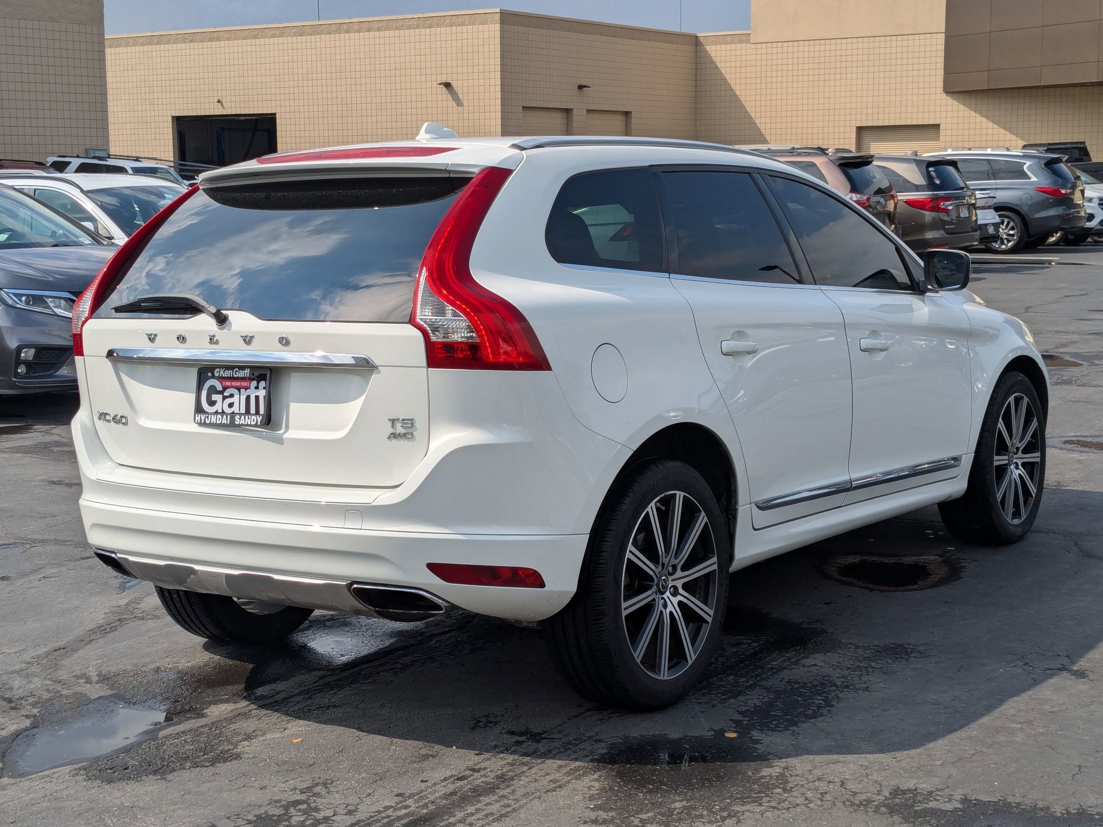2015 Volvo XC60 T5 Premier photo 3