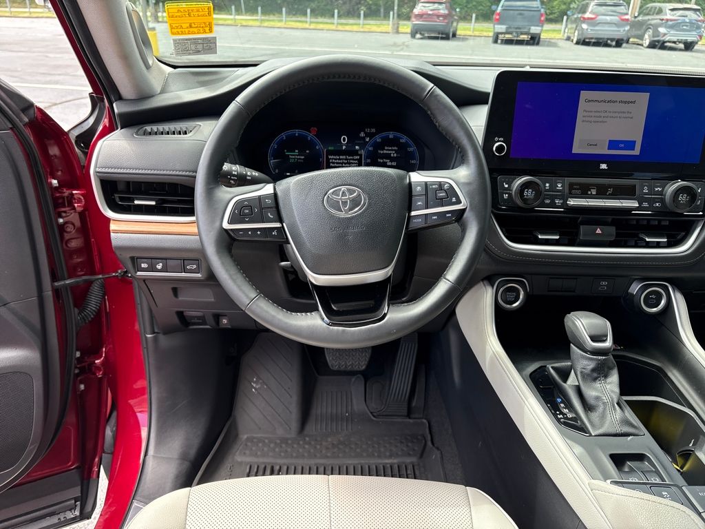 2024 Toyota Grand Highlander Limited photo 13