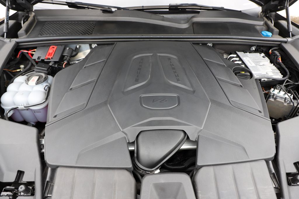 2024 Porsche Cayenne Coupe Base photo 45