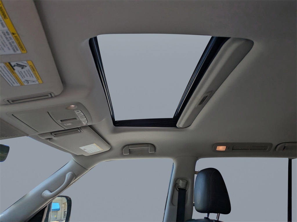 2021 Infiniti QX80 Luxe photo 22
