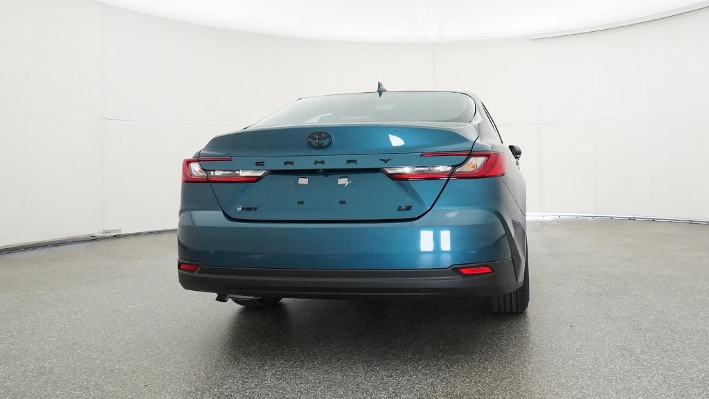 2026 Toyota Camry LE photo 17