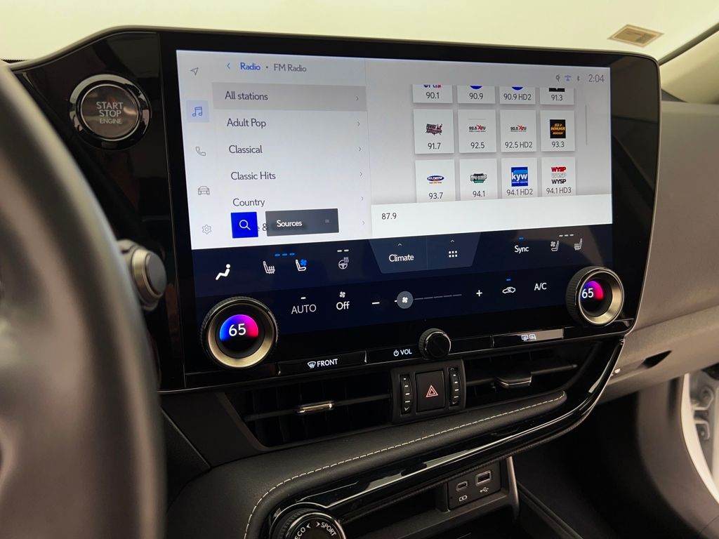 2025 Lexus NX 350 Premium photo 4