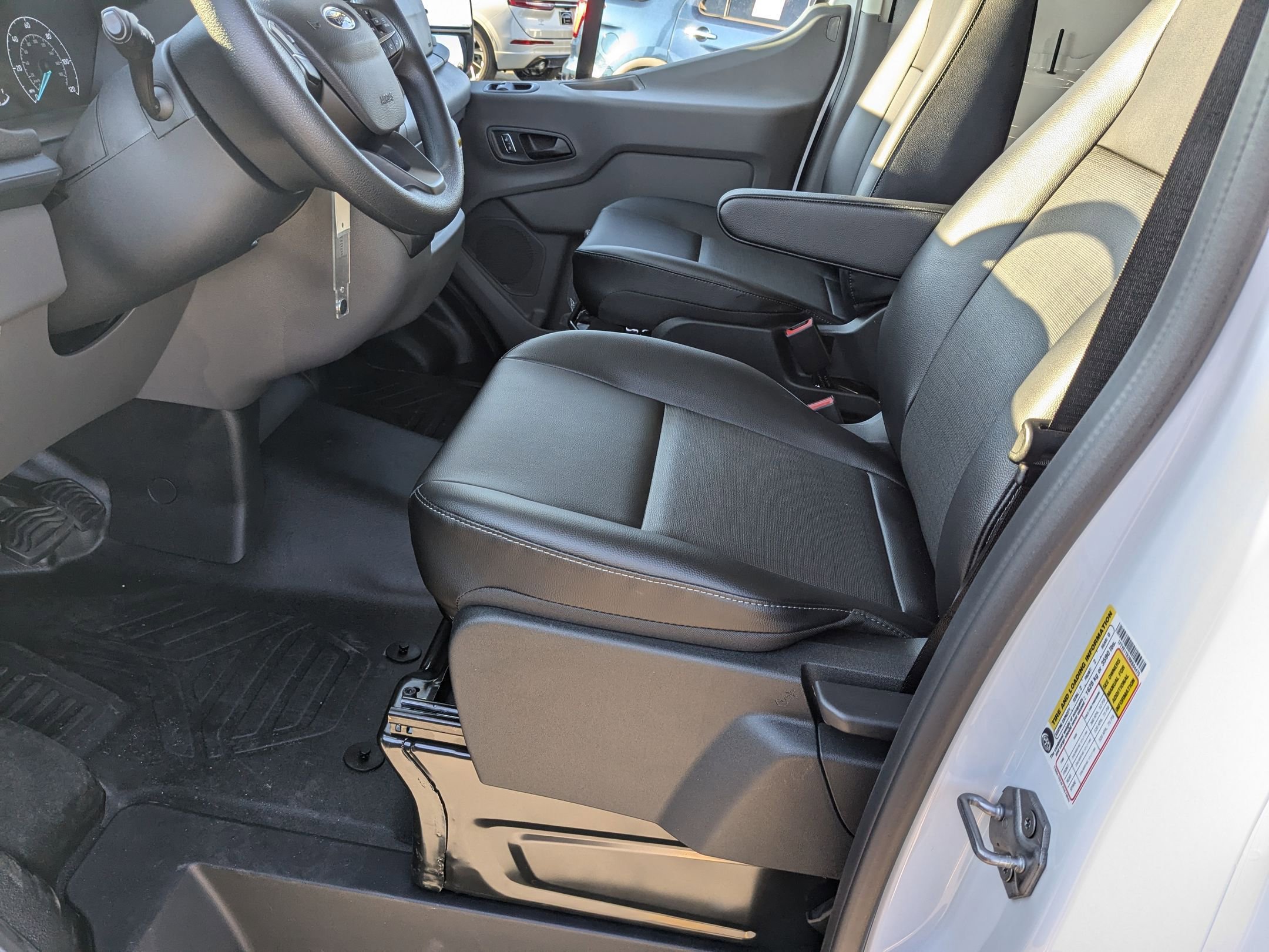 2024 Ford Transit Cargo Van photo 13