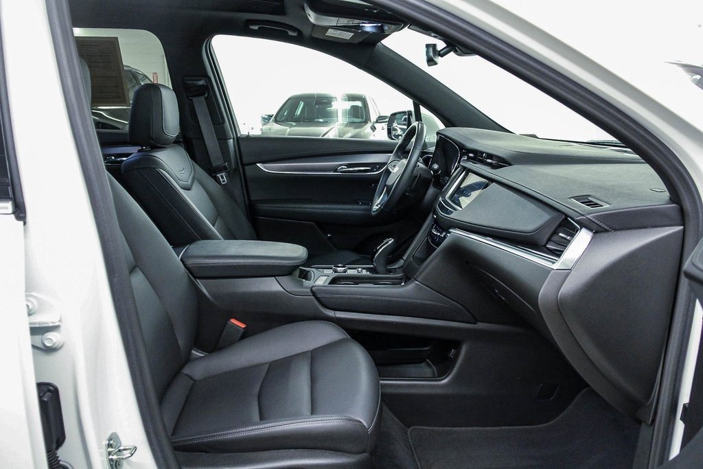 2023 Cadillac XT6 Luxury photo 17