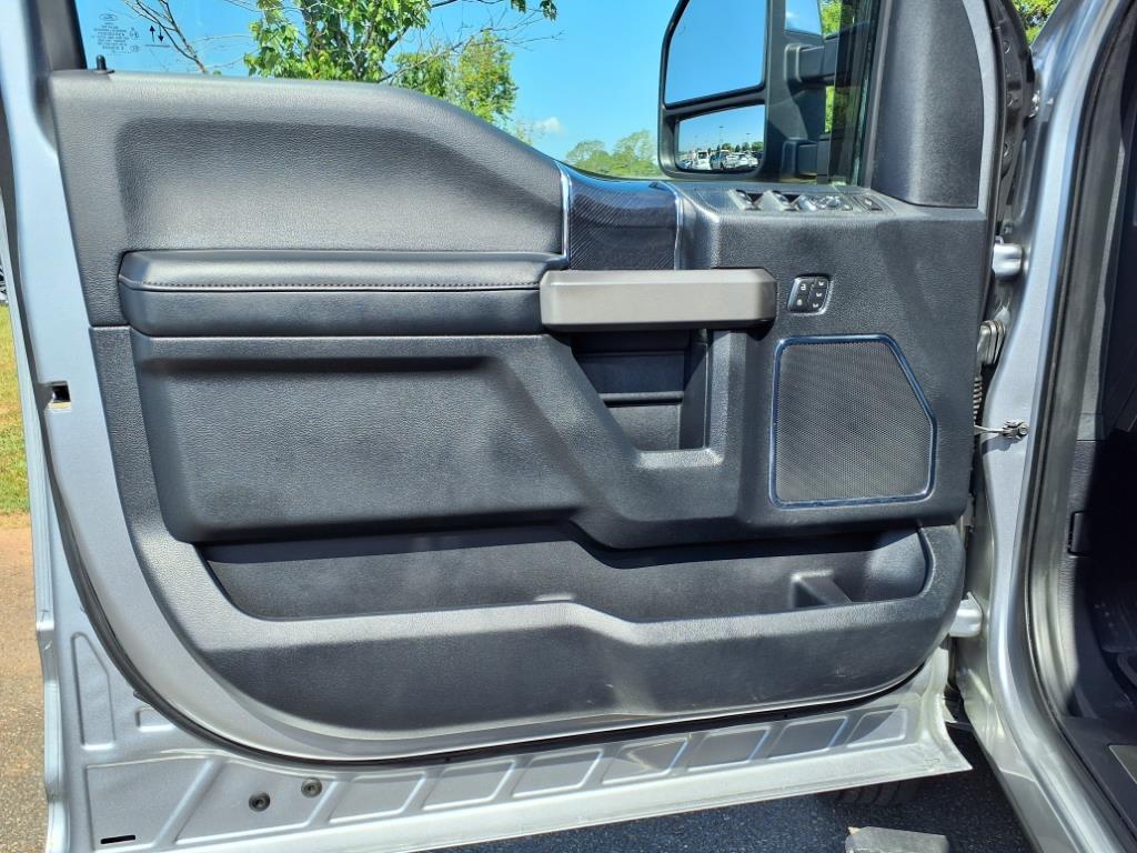 2020 Ford F-450 Platinum photo 4