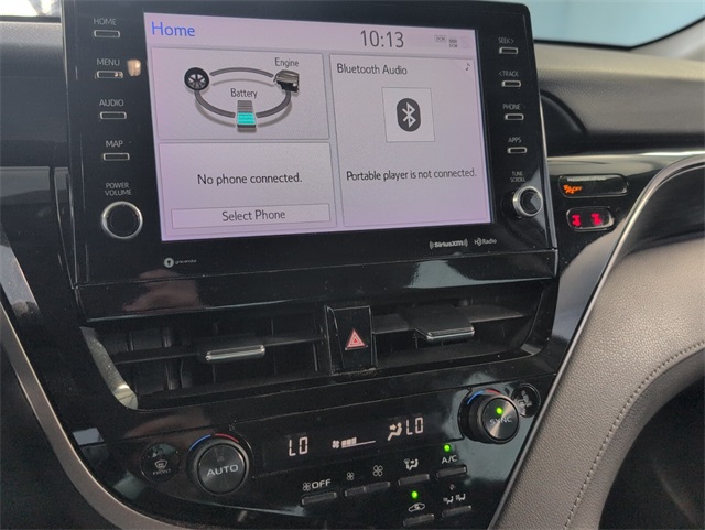 2023 Toyota Camry Hybrid XLE photo 16