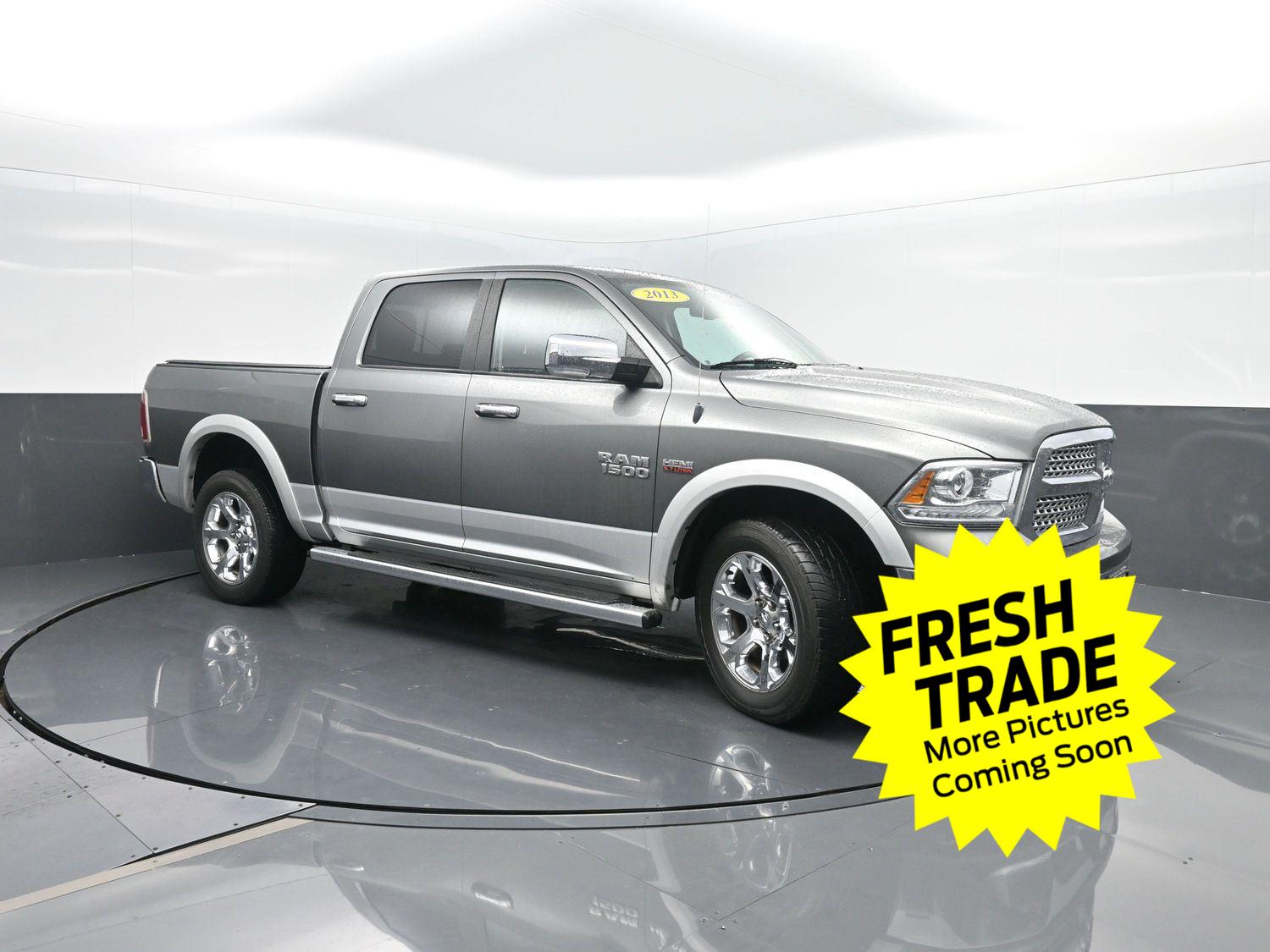 2013 Ram 1500 Laramie photo 3