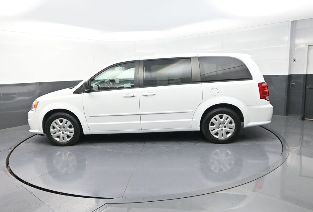 2017 Dodge Grand Caravan SE photo 4