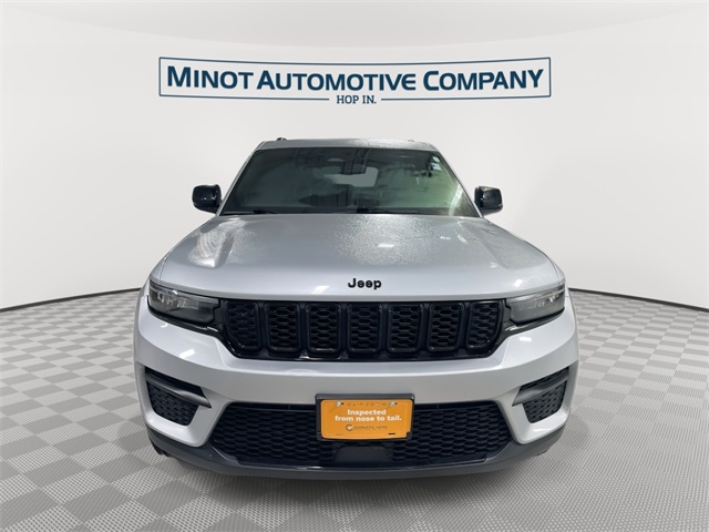 2024 Jeep Grand Cherokee Altitude X photo 3