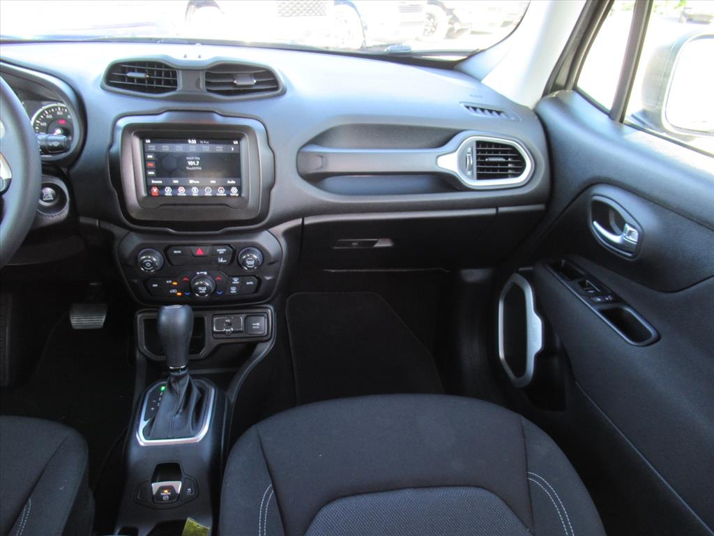 2021 Jeep Renegade Sport photo 13