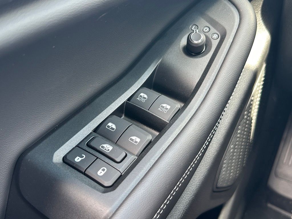2025 Jeep Grand Cherokee Laredo X photo 32