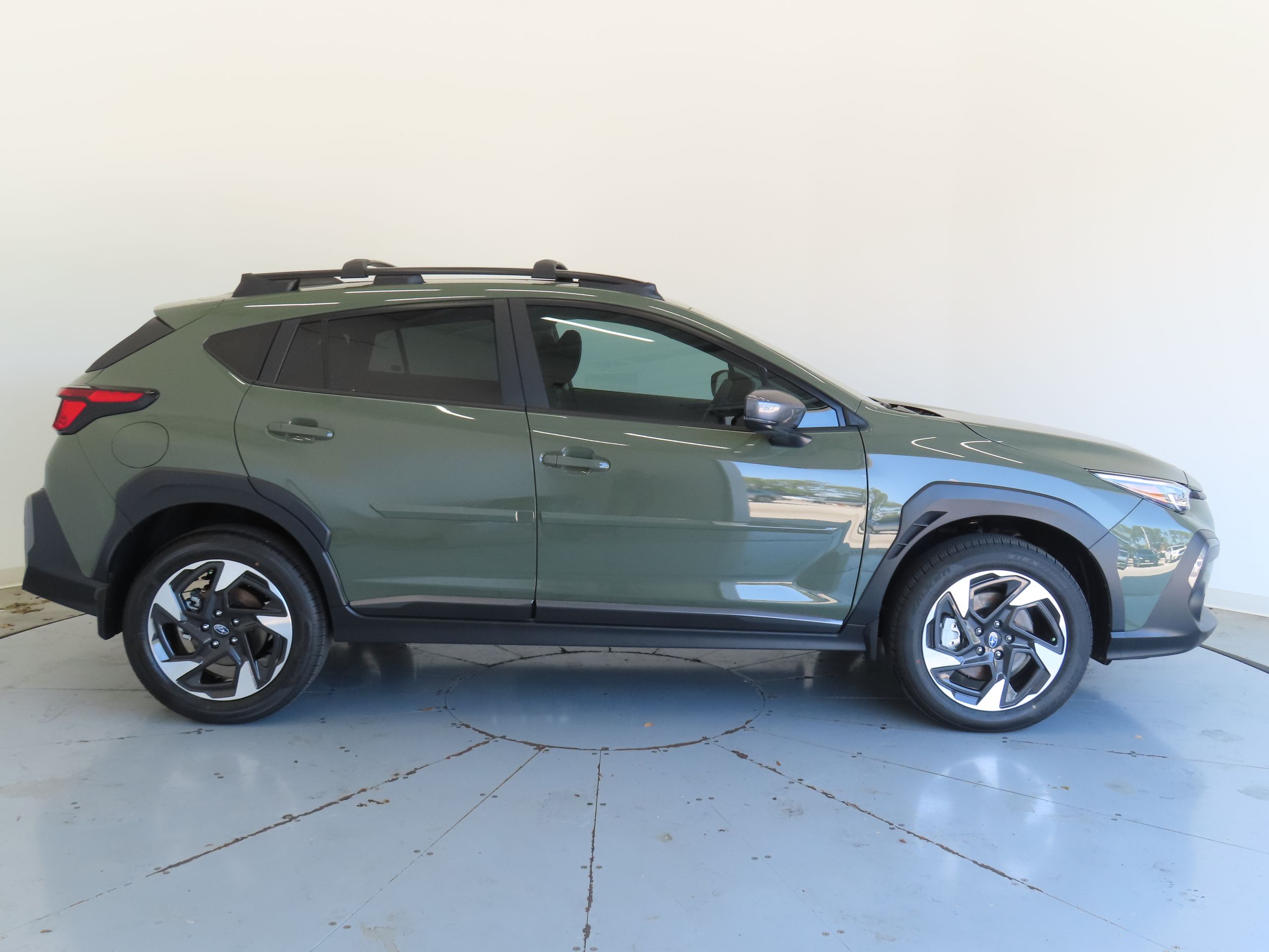 2025 Subaru Crosstrek Limited photo 2