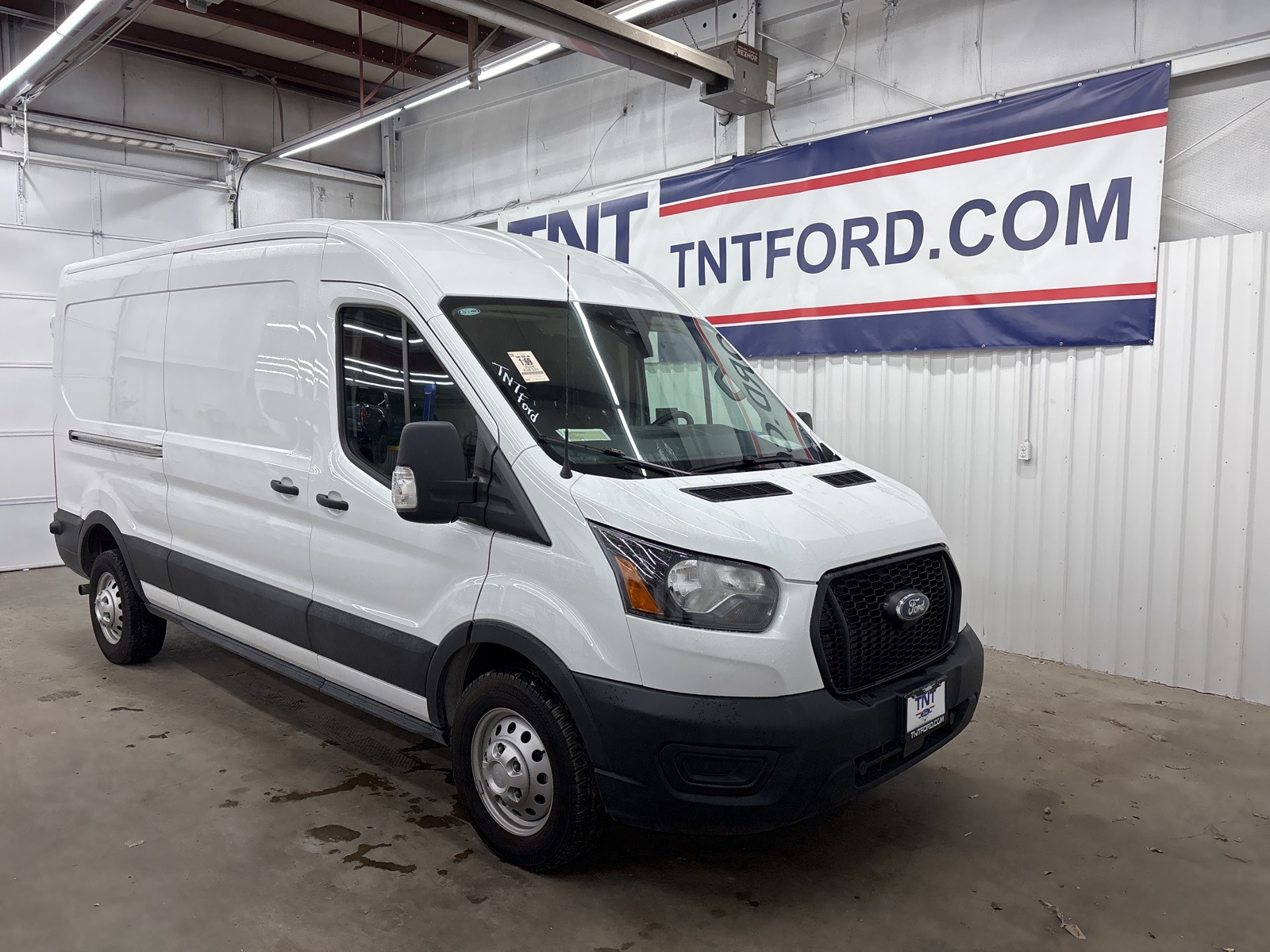 2024 Ford Transit Cargo Van photo 2