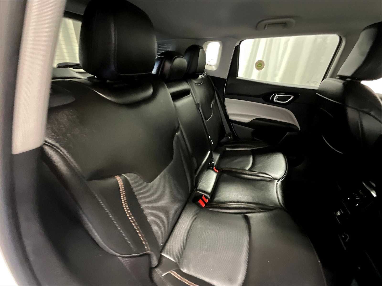 2022 Jeep Compass Limited photo 15