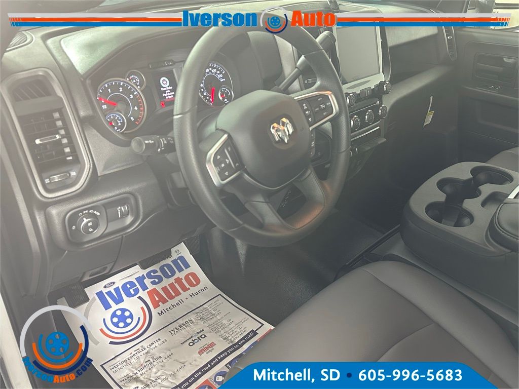 2026 Ram 2500 Tradesman photo 16