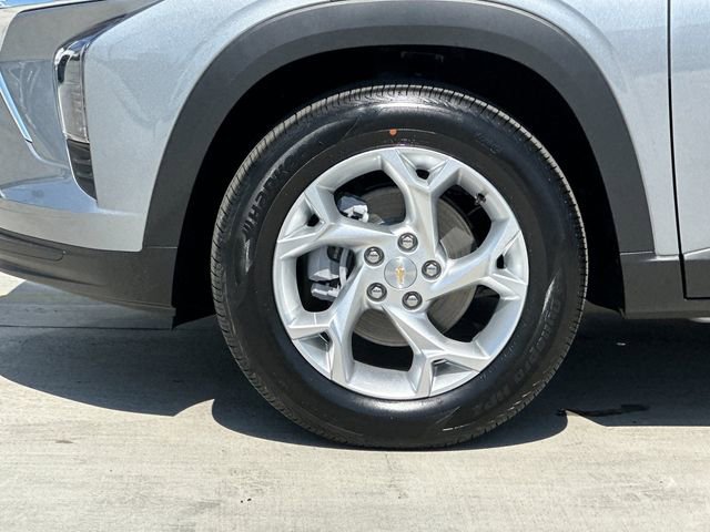 2026 Chevrolet Trax LS photo 17