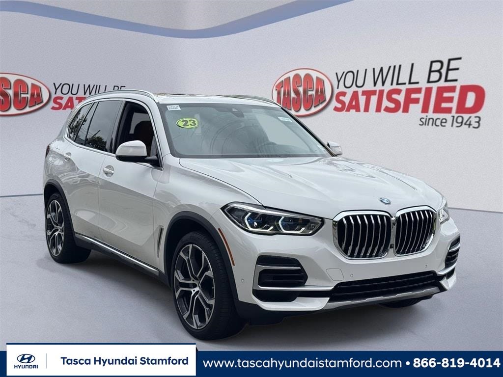 2023 BMW X5 40i's photo