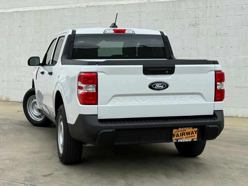 2025 Ford Maverick XL photo 5