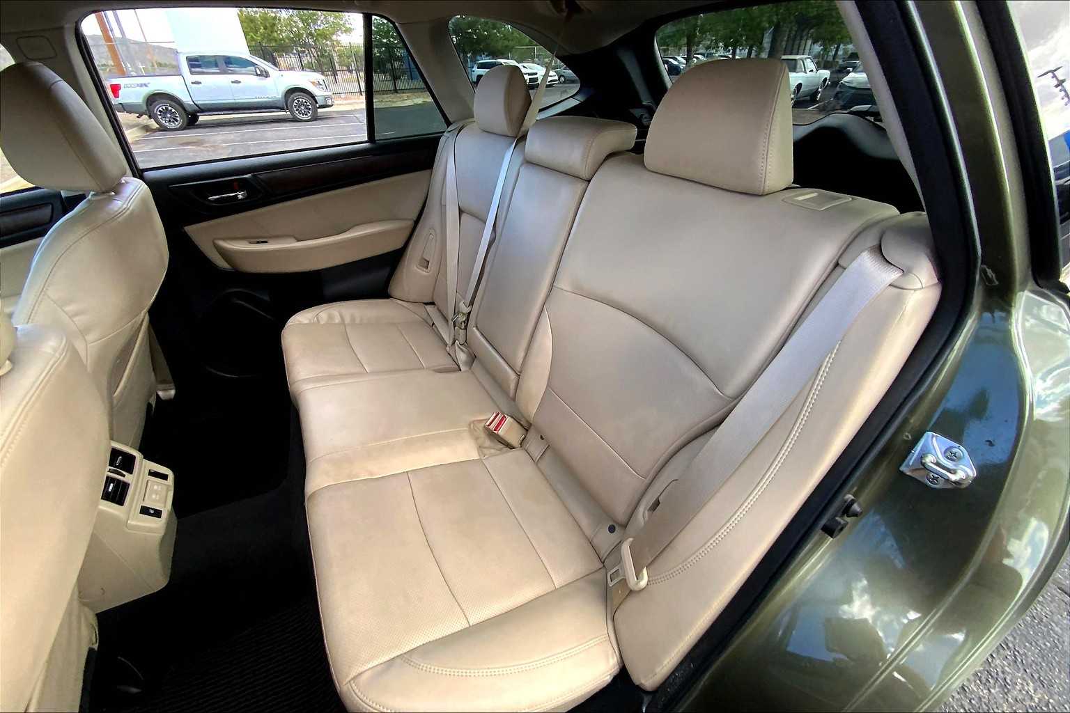 2019 Subaru Outback Limited photo 17