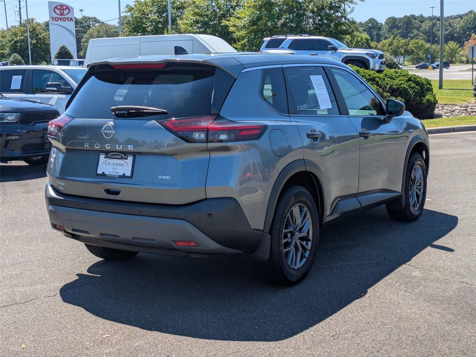 2023 Nissan Rogue S photo 4