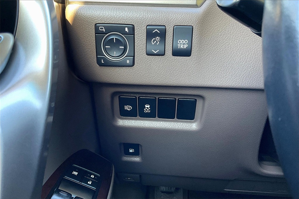 2015 Lexus GX 460 photo 33