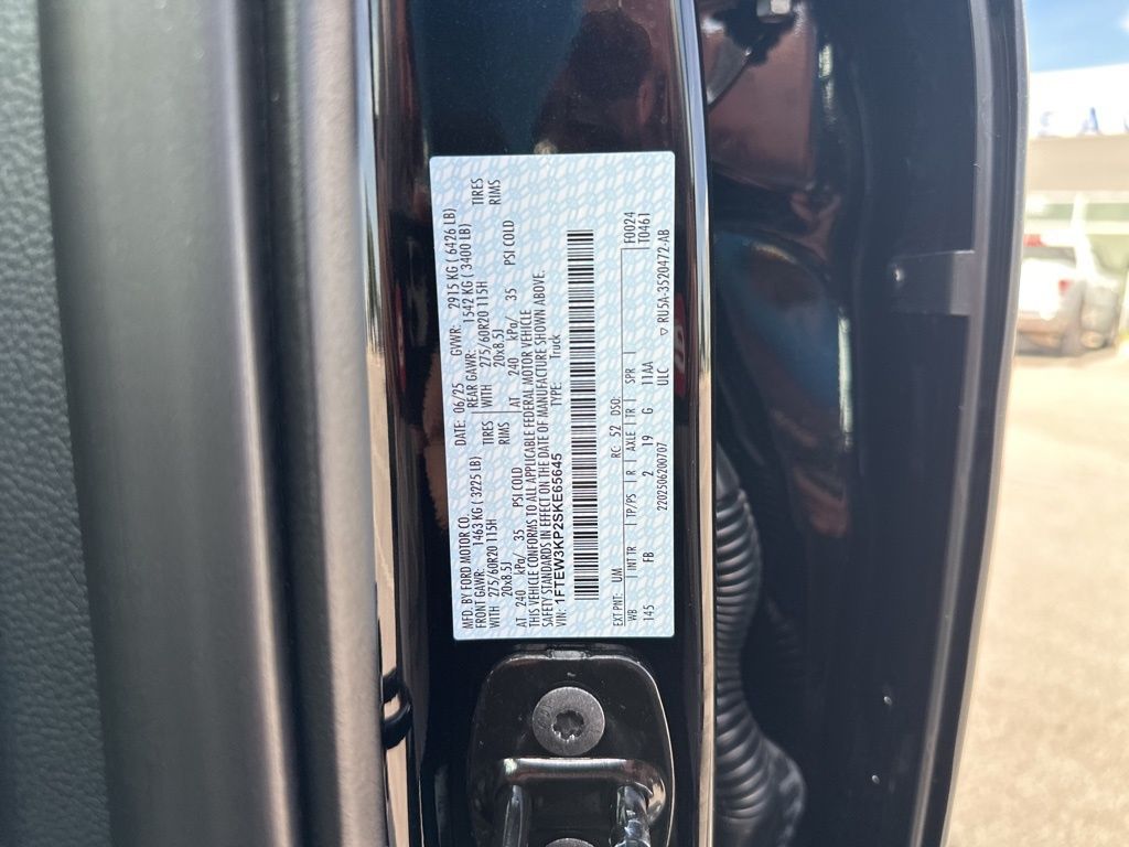 2025 Ford F-150 XLT photo 39