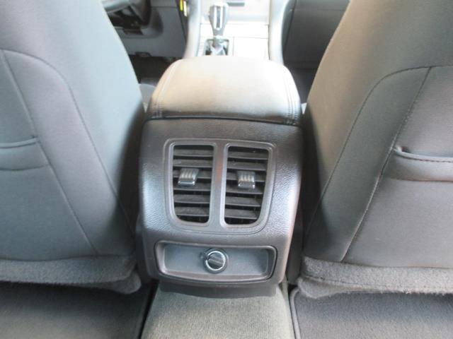2014 Ford Taurus SEL photo 23