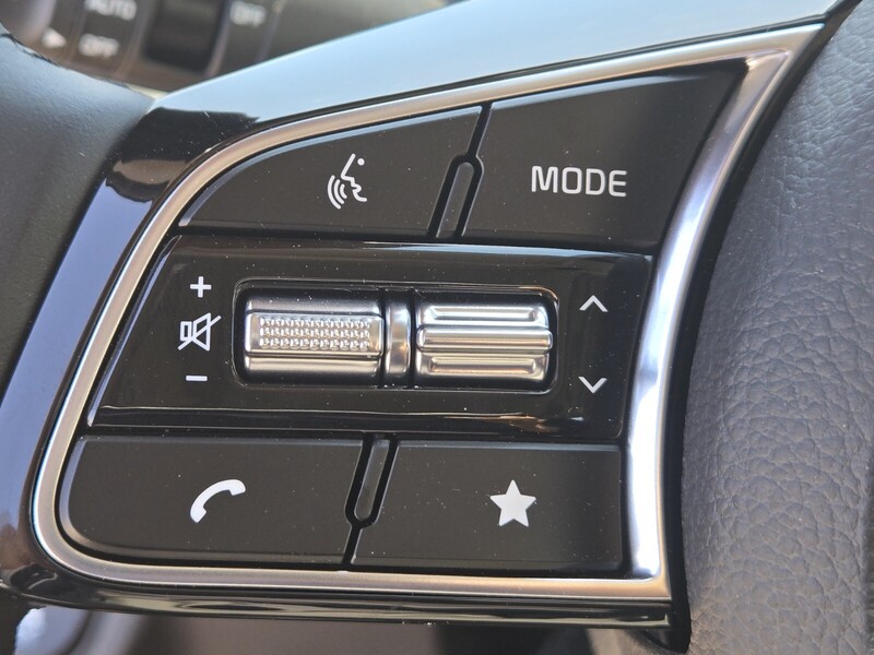 2025 Kia Seltos EX photo 8