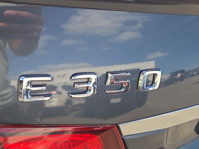 2014 Mercedes Benz E 350 4MATIC photo 4