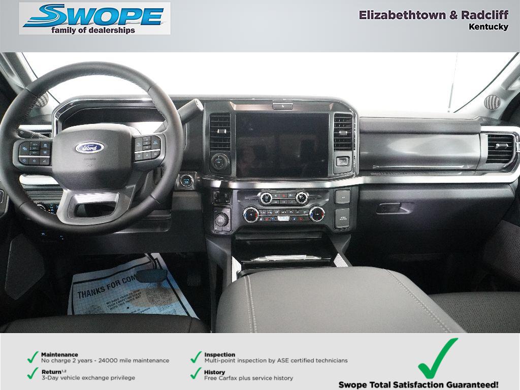 2025 Ford F-350 Lariat photo 2