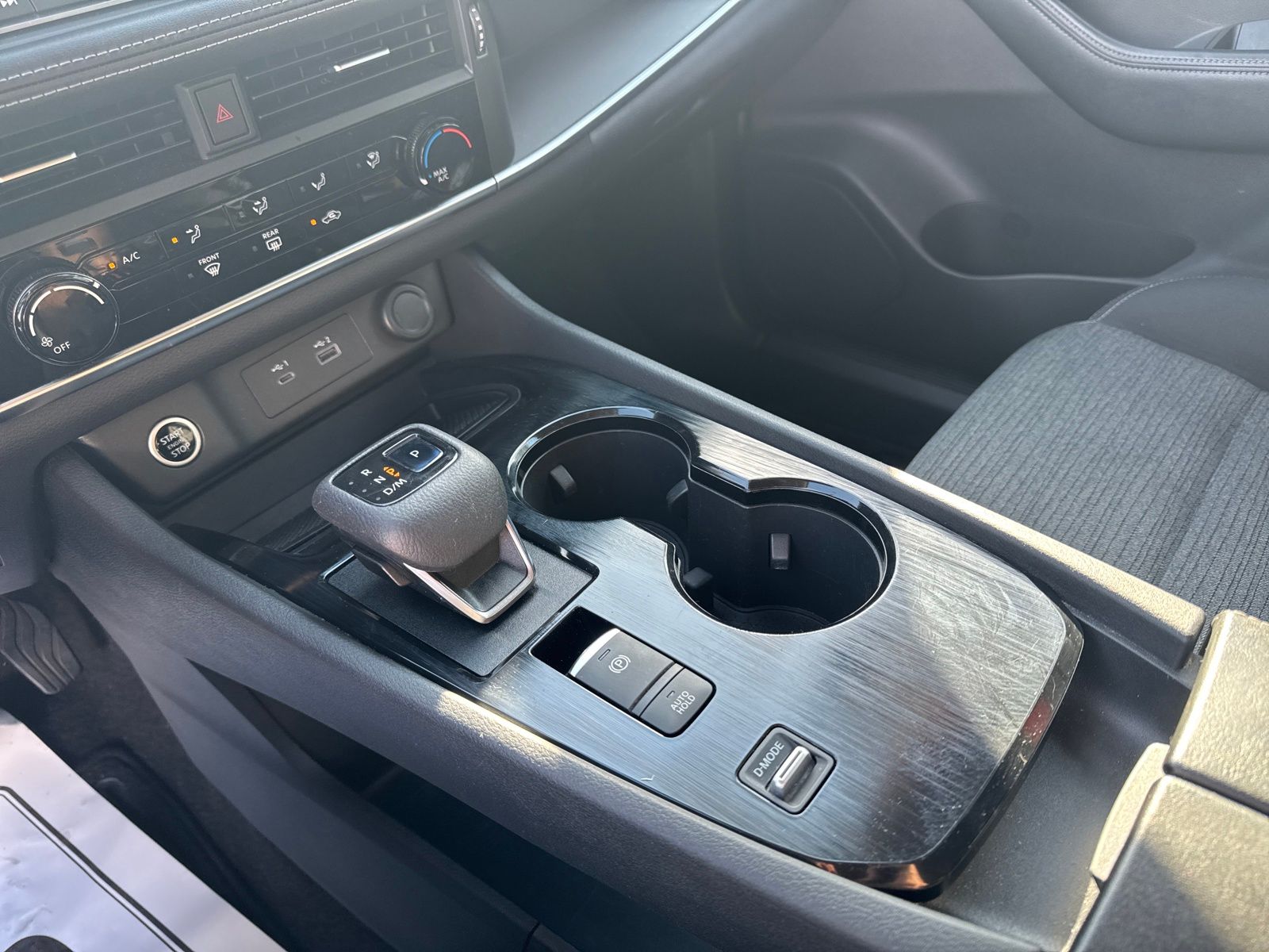 2021 Nissan Rogue S photo 18