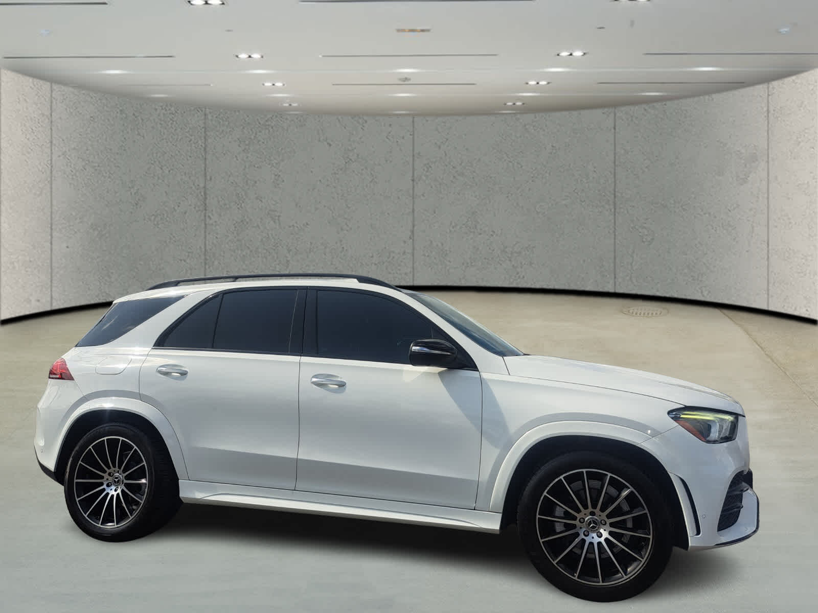 2021 Mercedes Benz GLE 350 photo 3