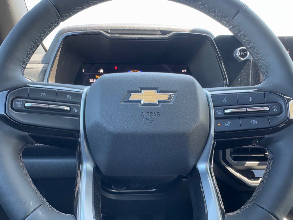 2025 Chevrolet Colorado Work Truck LT photo 12