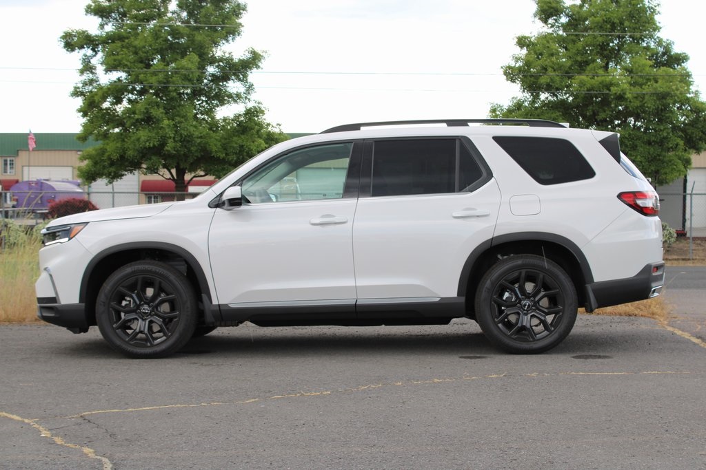 2025 Honda Pilot Touring photo 3