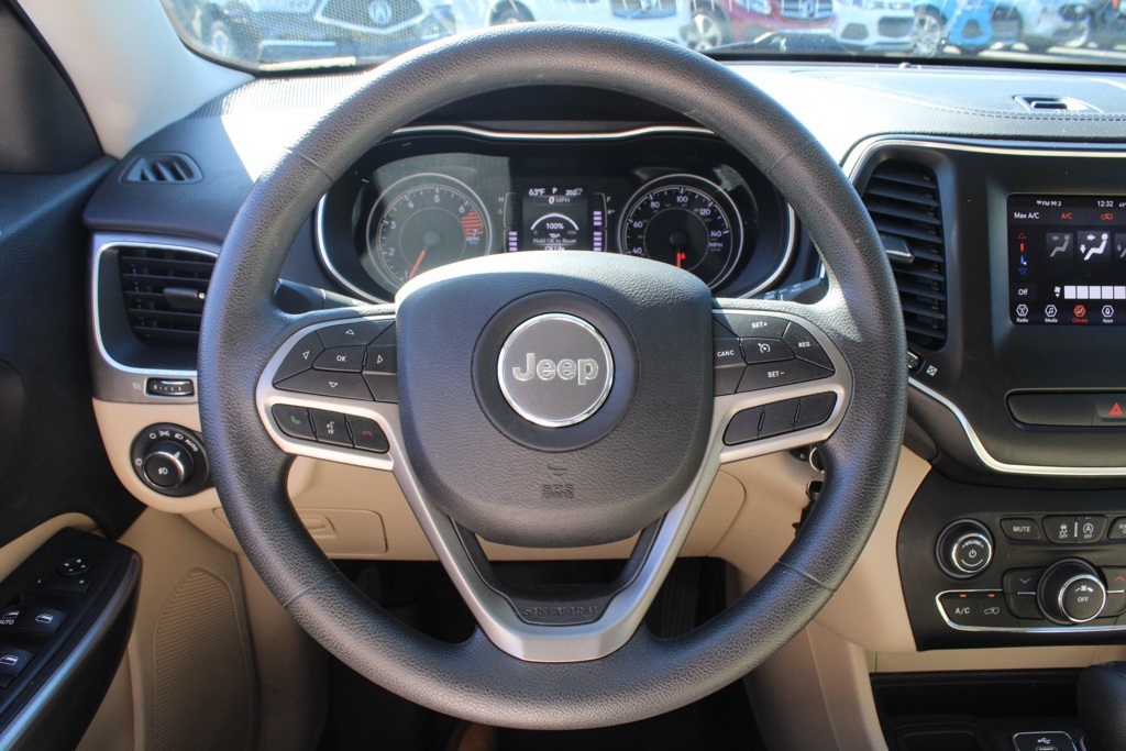 2019 Jeep Cherokee Latitude photo 4