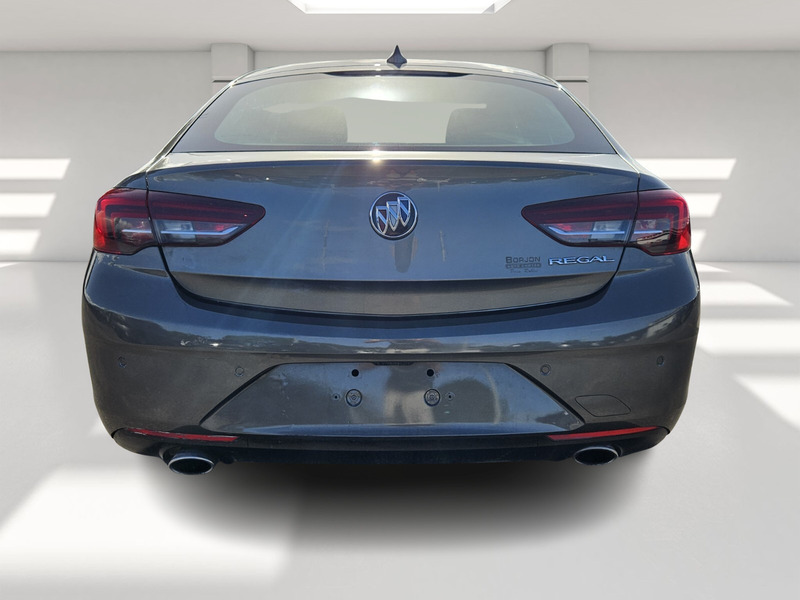 2019 Buick Regal Sportback Avenir photo 4