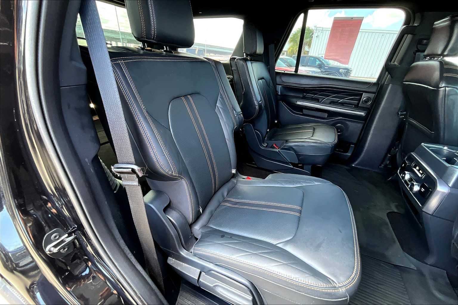 2023 Ford Expedition Platinum photo 20