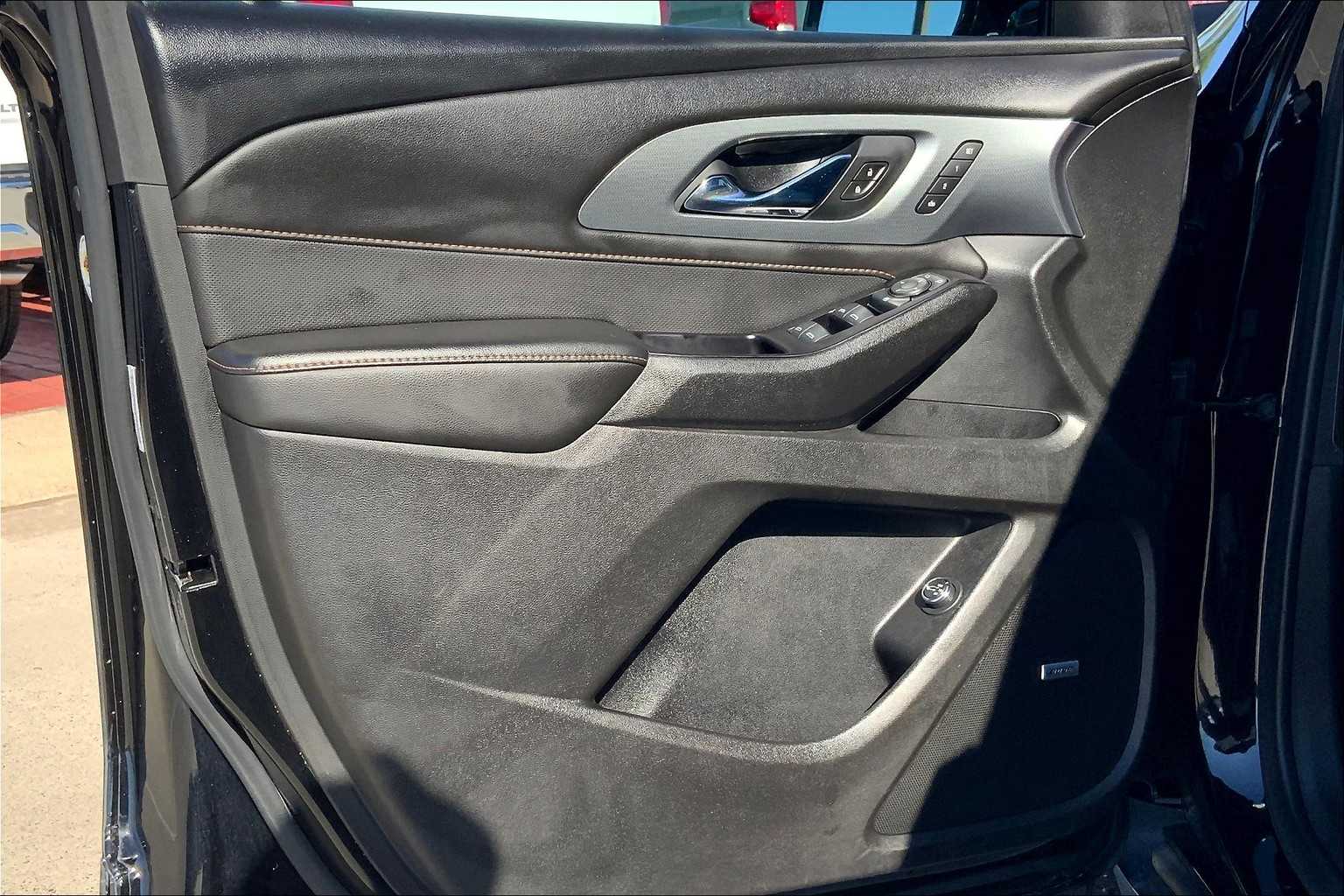 2020 Chevrolet Traverse Premier photo 21