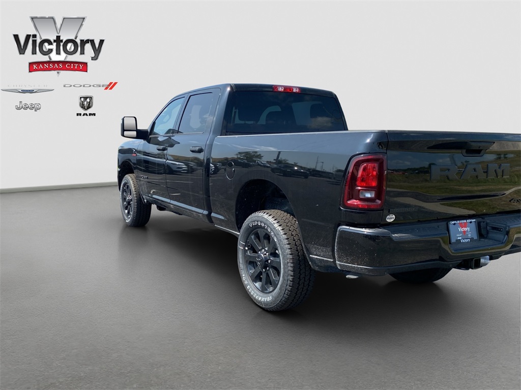2025 Ram 2500 Big Horn photo 4