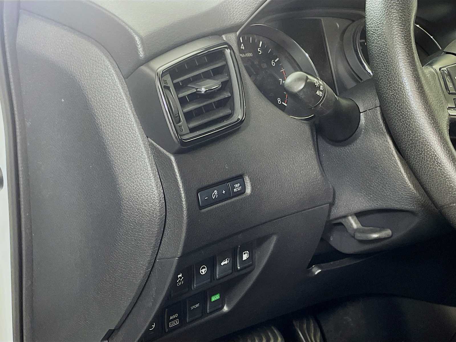 2020 Nissan Rogue SL photo 8